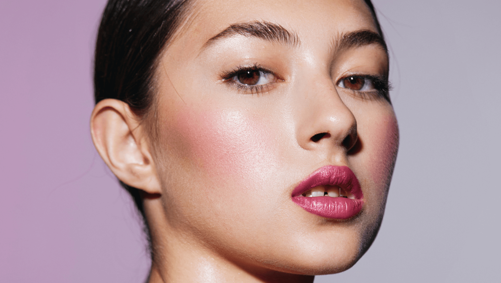 erros comuns ao fazer maquiagem futurista