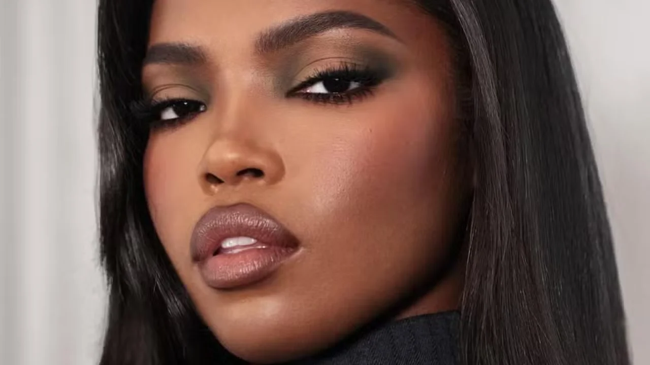 Maquiagem para Iniciantes: Passo a Passo para Olhos Esfumados Perfeitos