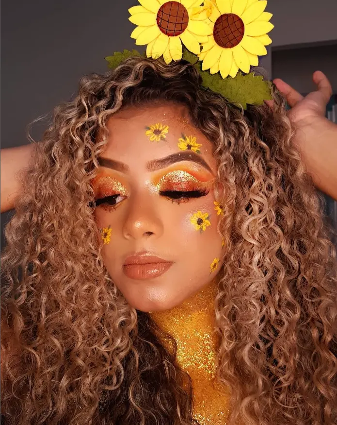 maquiagem carnaval com paetês