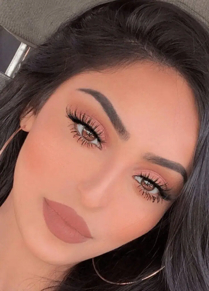 Os Melhores Corretivos para um Acabamento Natural