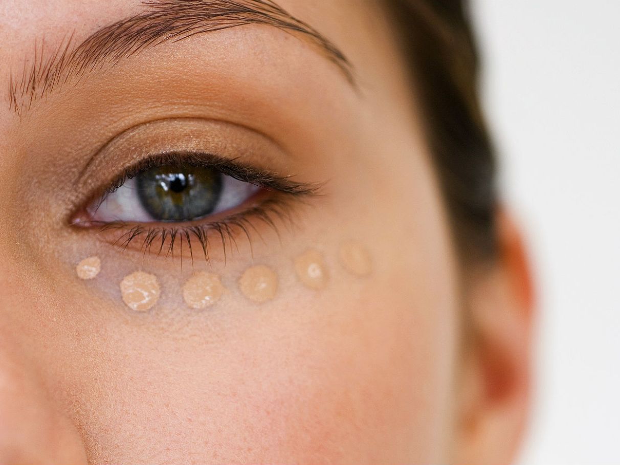 maquiagem para quem tem olheiras