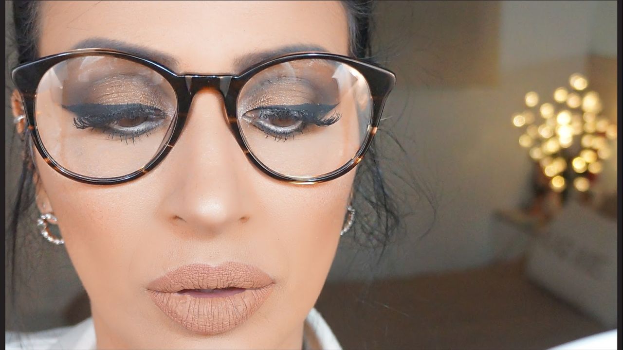 Como Escolher a Base e o Corretivo Ideal para Evitar Marcas de Óculos