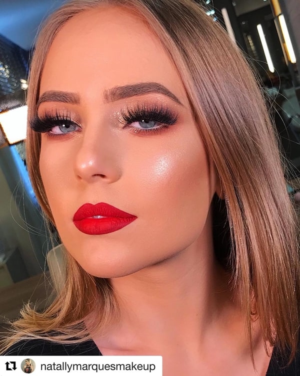 Remoção da Maquiagem Pesada: Produtos e Técnicas para Cuidar da Sua Pele