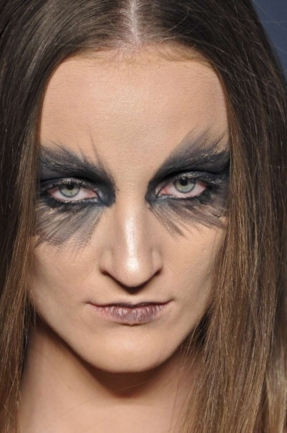 Desvendando o Baking: O Segredo para uma Maquiagem Impecável e Duradoura