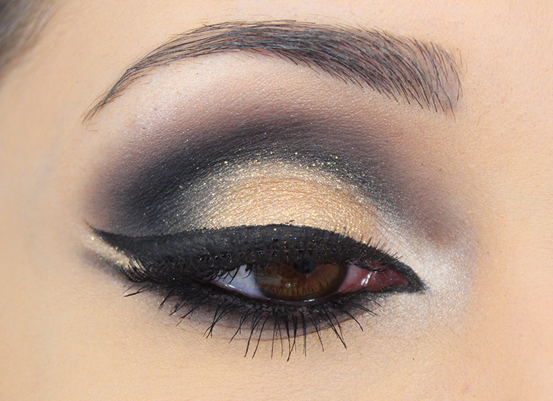 Guia Completo: Como Escolher a Paleta de Sombras Perfeita para Olhos Pretos e Dourados