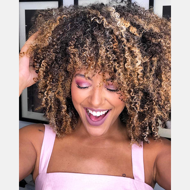 Pele Iluminada: Como Conquistar o Glow Natural da Sheron Menezzes