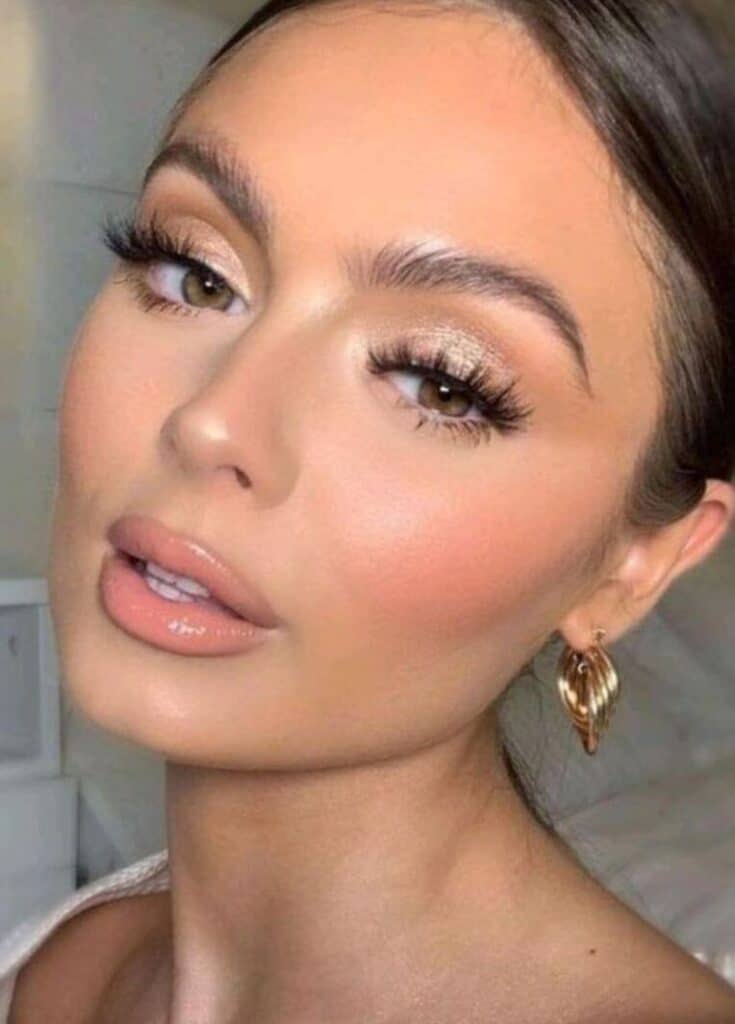 Guia Completo: Como Escolher a Base Ideal para Maquiagem de Madrinha