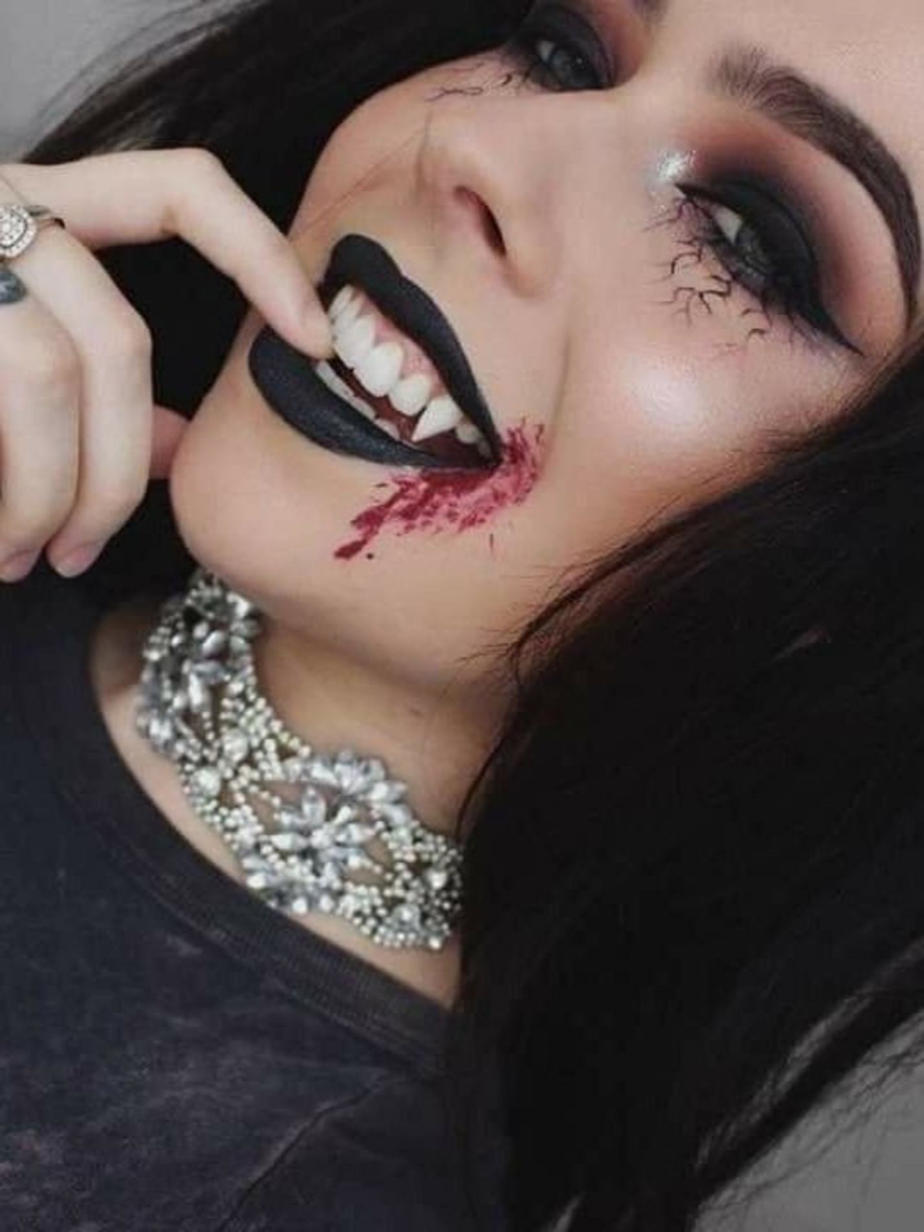 maquiagem vestido preto