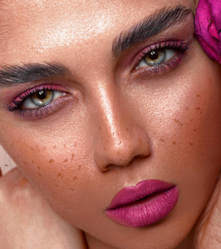 Batom Rosa para o Dia e Noite: Looks Versáteis e Elegantes