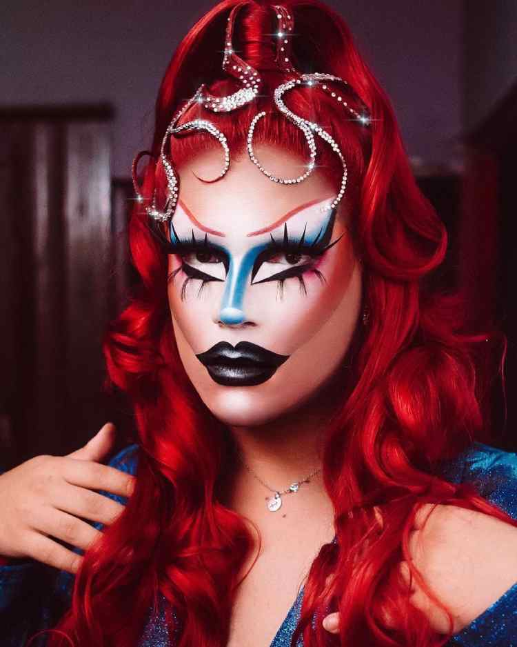 Como Usar os Produtos de Preparação de Pele Queen Fashion para um Acabamento Perfeito