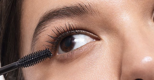 Os Benefícios do Mel e Abacate na Sua Rotina de Skincare Natural