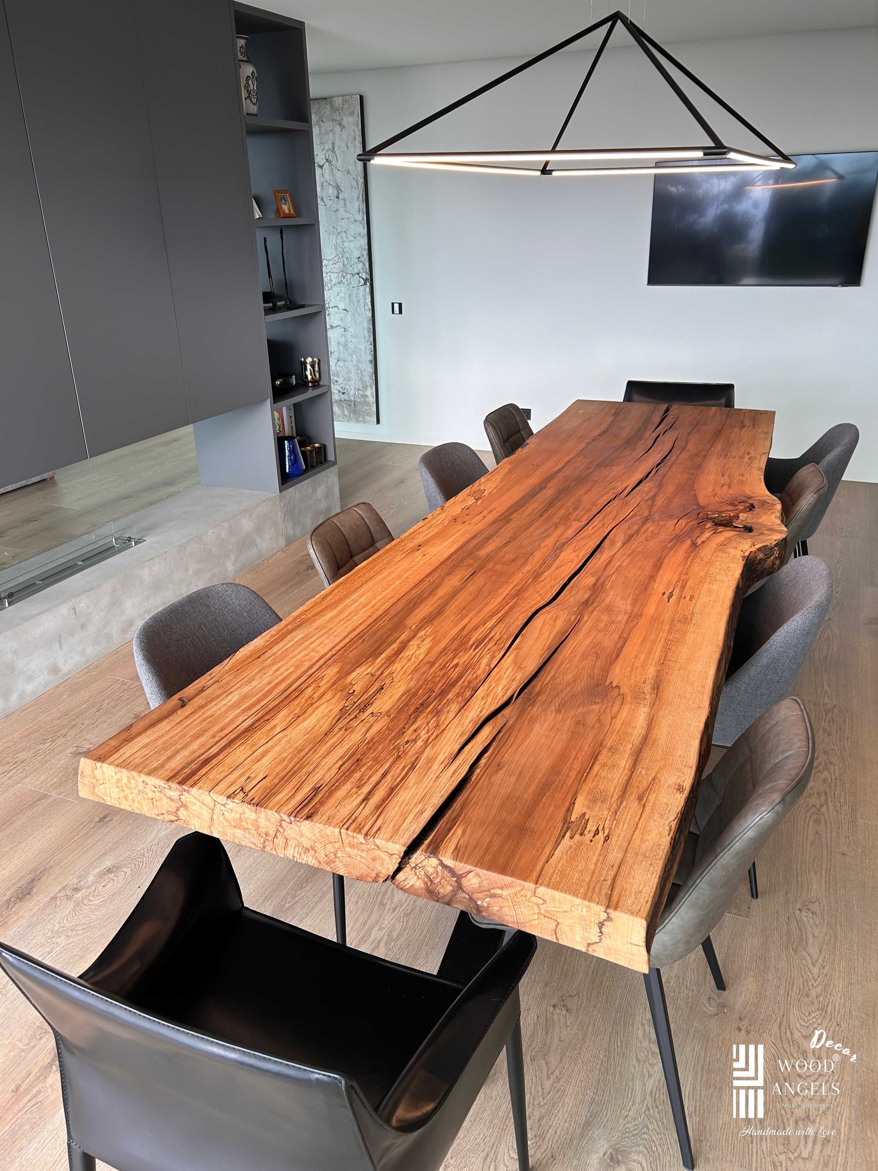 Mesa de madeira Freijó