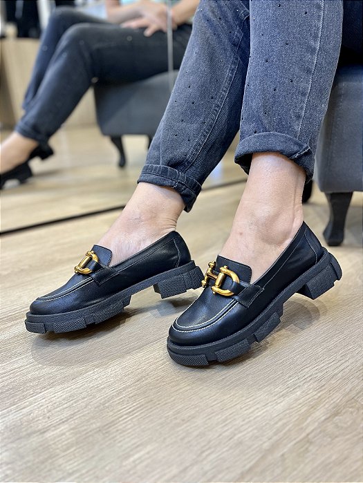 mocassim tratorado feminino com alfaiataria