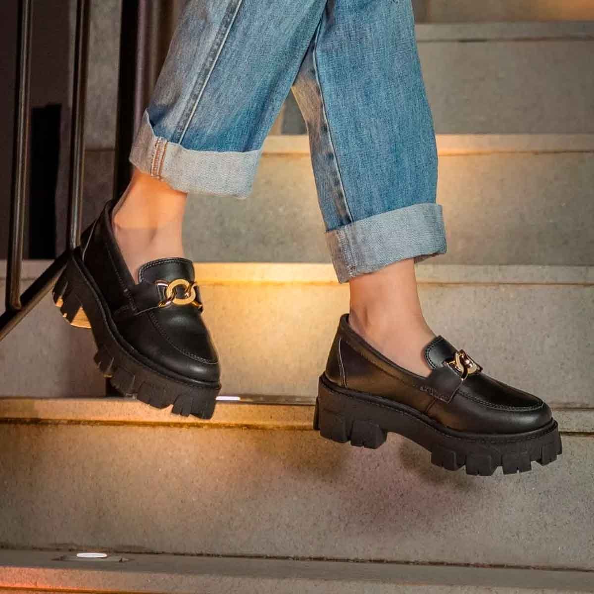 mocassim tratorado feminino verniz