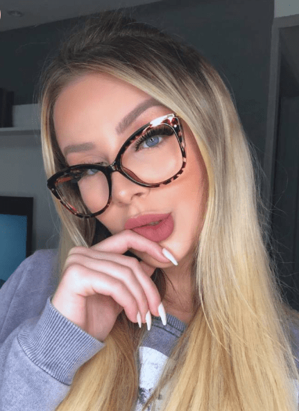 modelo de óculos feminino