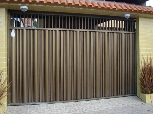 portão deslizante moderno