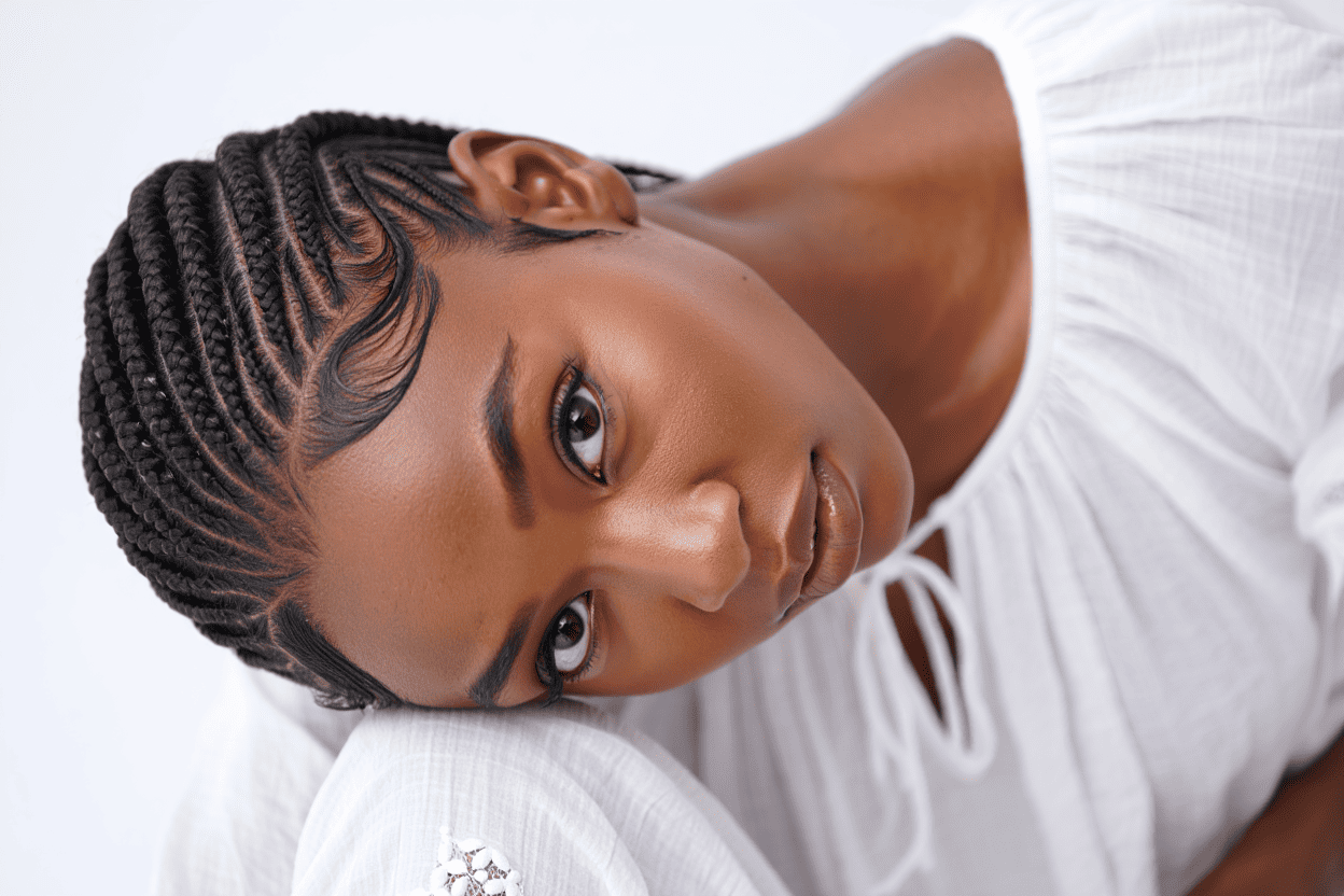 Inspirações de Penteados com Trança Nagô Frontal para Cada Ocasião