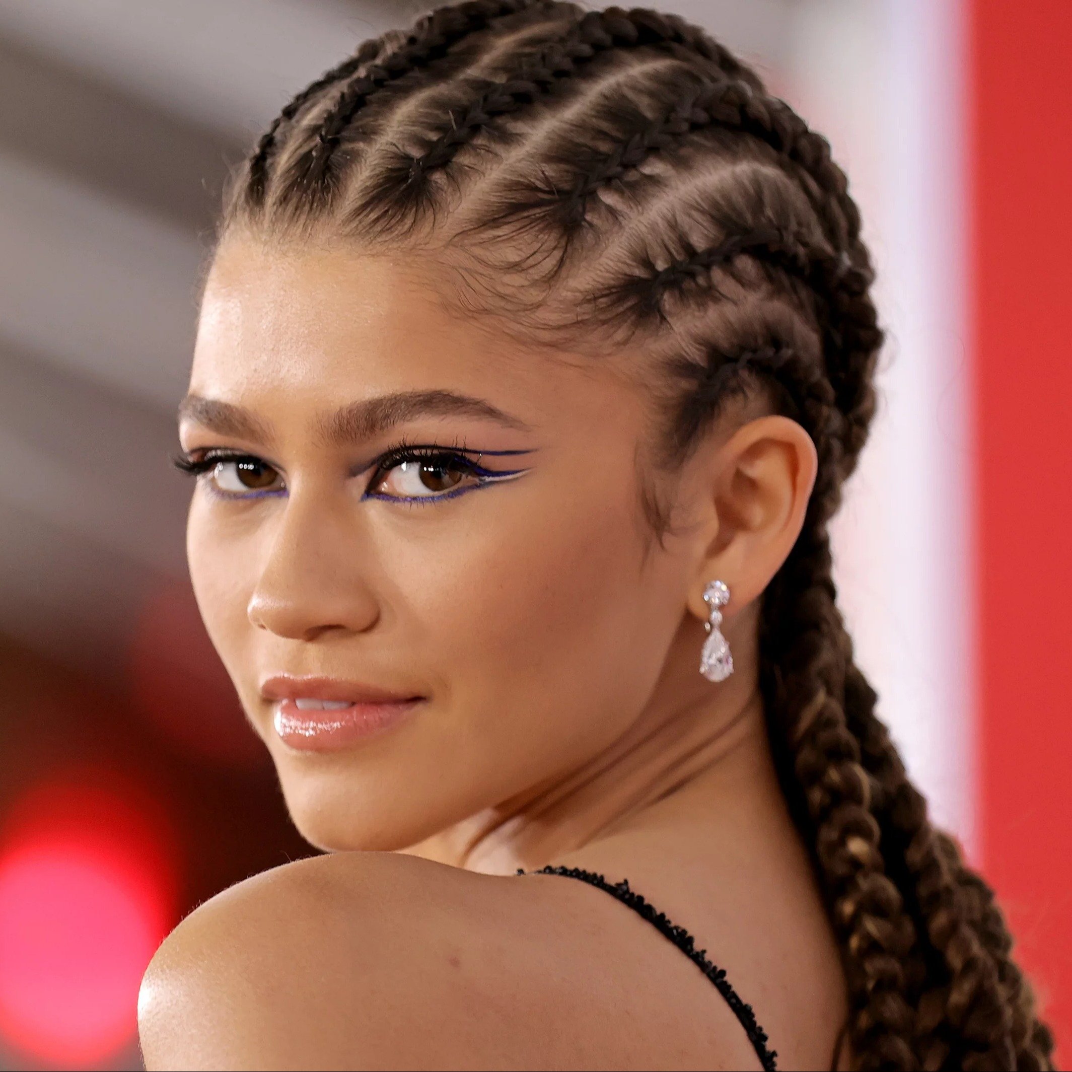 Acessórios para Tranças Nagô: Como Decorar e Personalizar seu Estilo