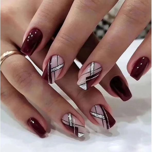 unhas em gel decoradas minimalistas