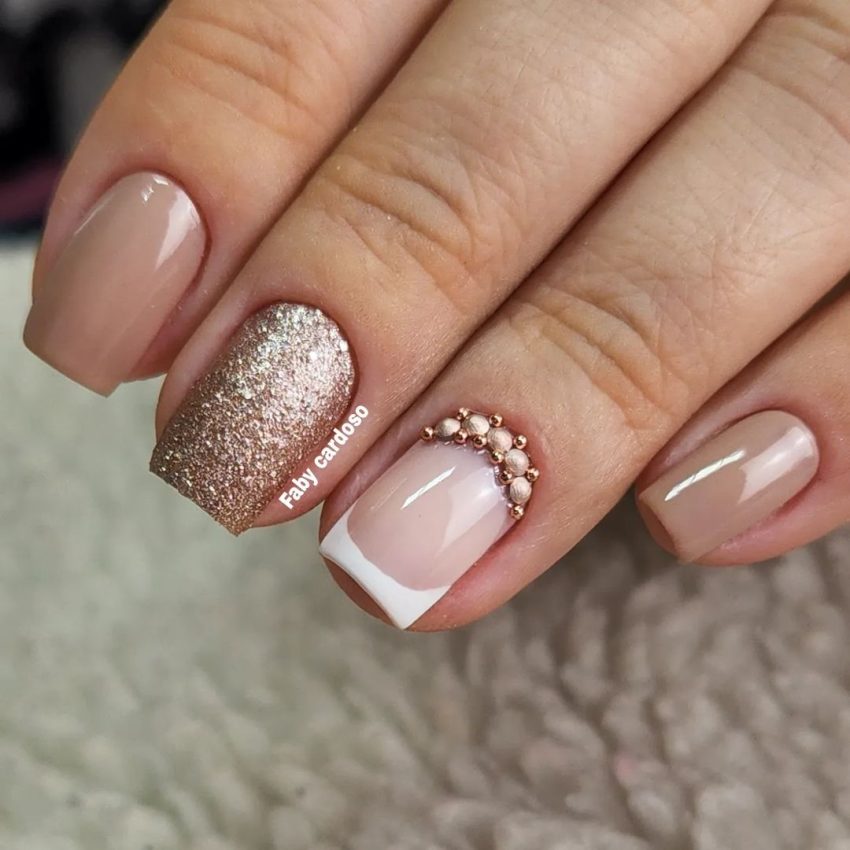 DIY: Como Fazer Unhas com Pedras em Casa Usando Adesivos e Técnicas Simples