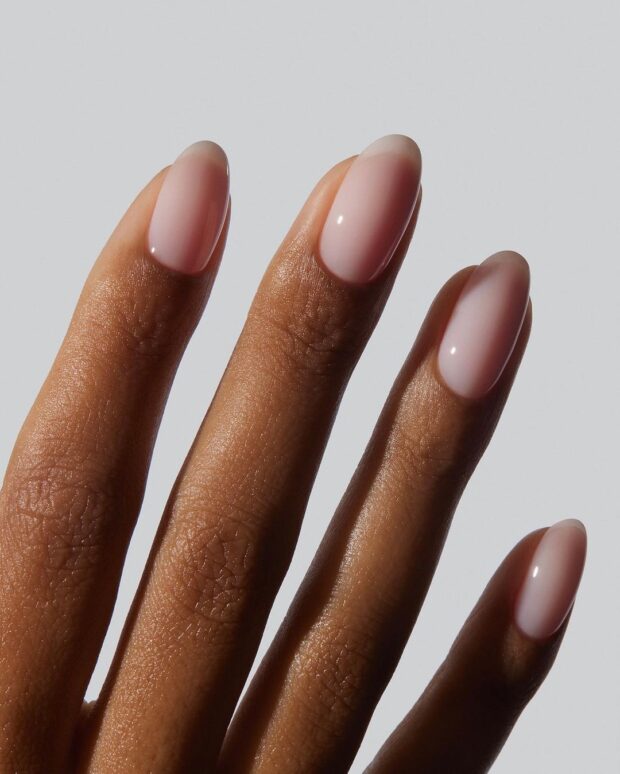 Do Amendoado ao Stiletto: Os Formatos de Unha em Gel Mais Pedidos e Como Mantê-los