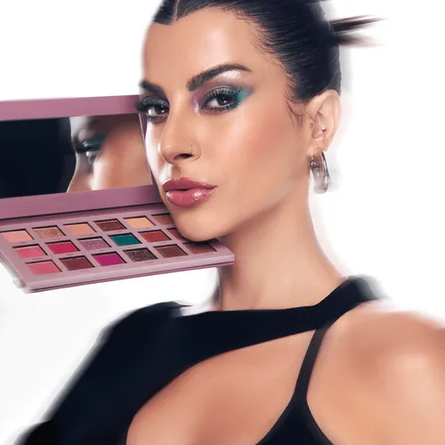 Maquiagem Rápida e Prática: Como Usar a Linha Nah Cardoso no Dia a Dia