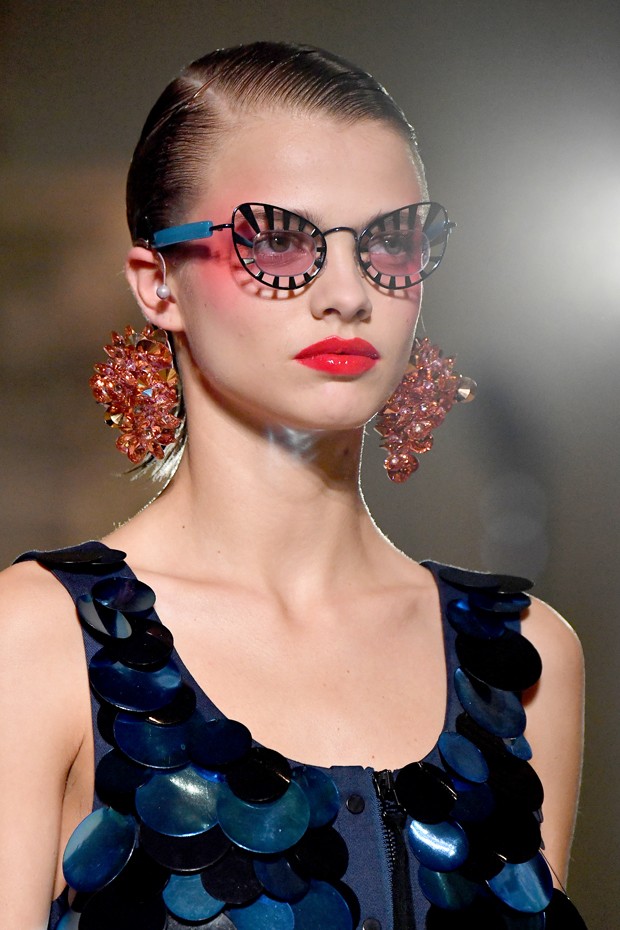 Dicas de maquiagem para quem usa óculos de grau (e os óculos de maquiagem)