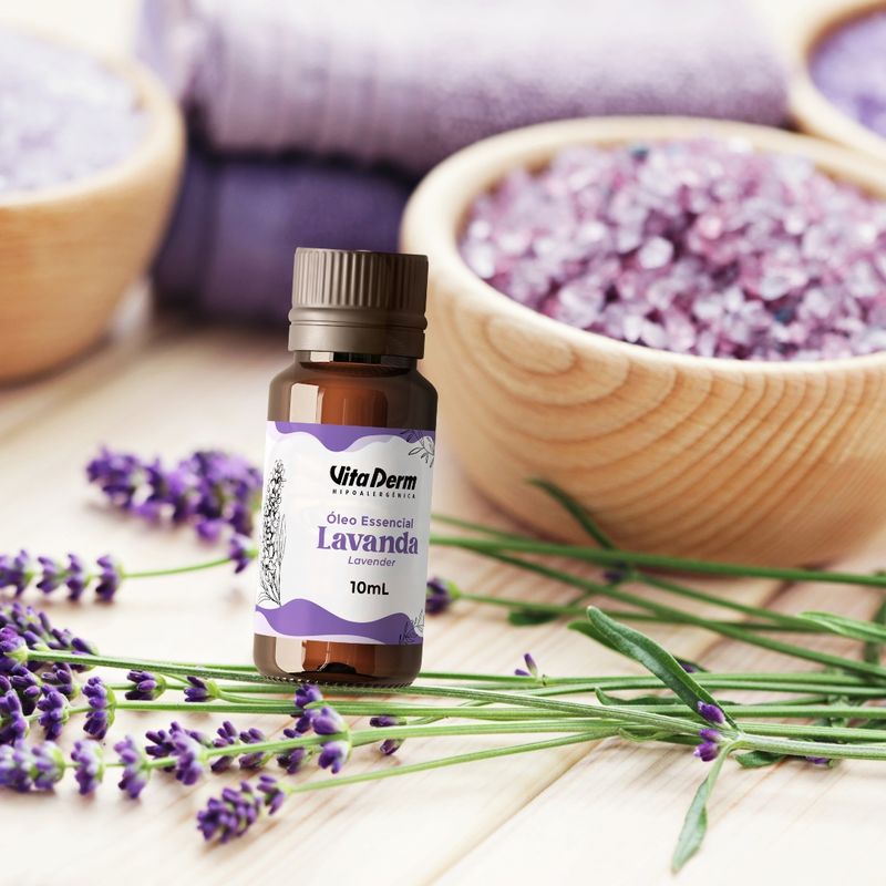 Aromaterapia para Iniciantes: Seu Primeiro Kit de Óleos Essenciais