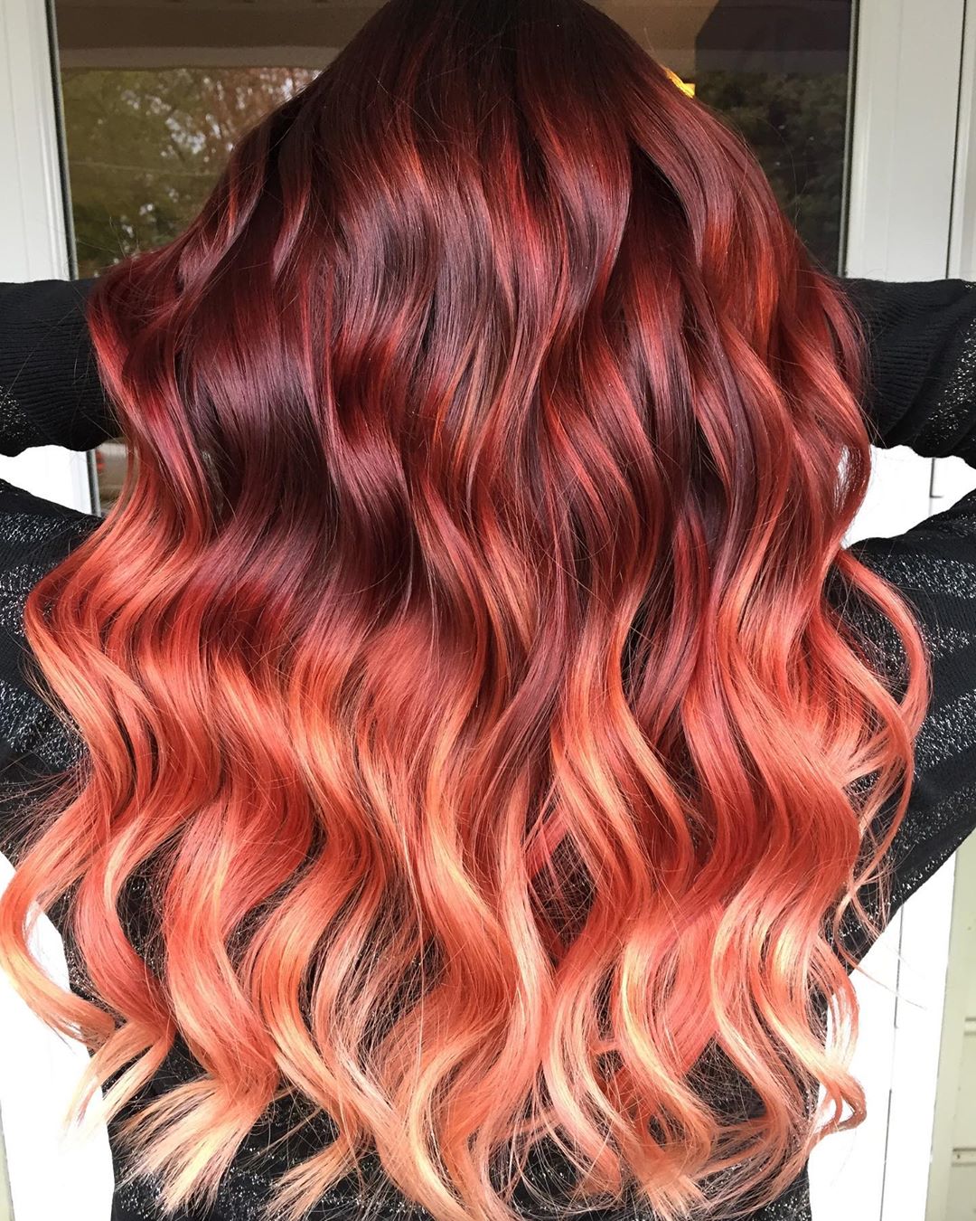 Ombré Vermelho em Cabelos Escuros: Dicas e Inspirações