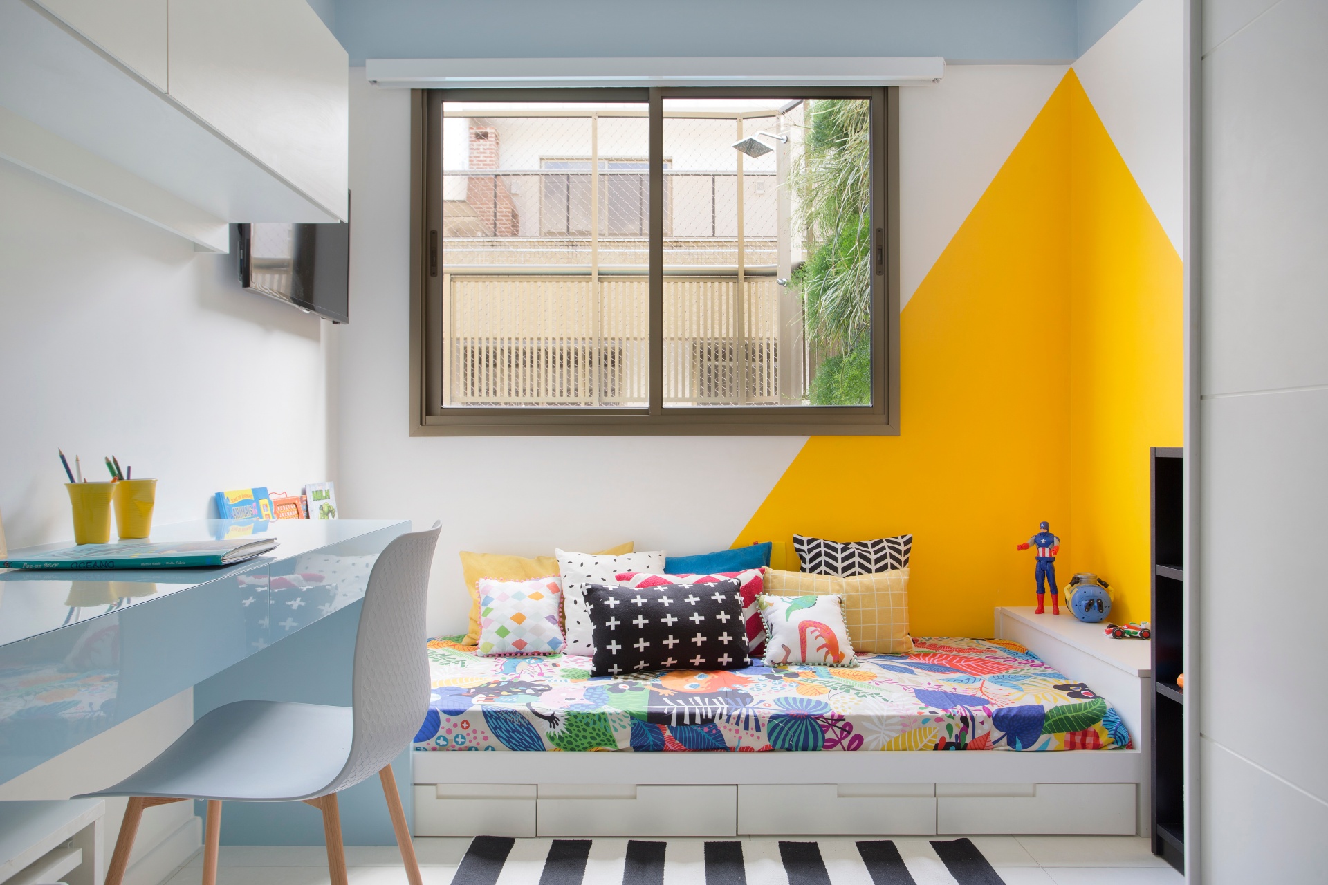 papel de parede vinílico ou adesivo qual o melhor