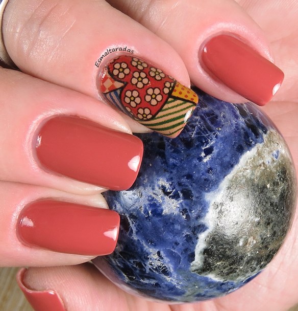 pelicula de unha com esmalte