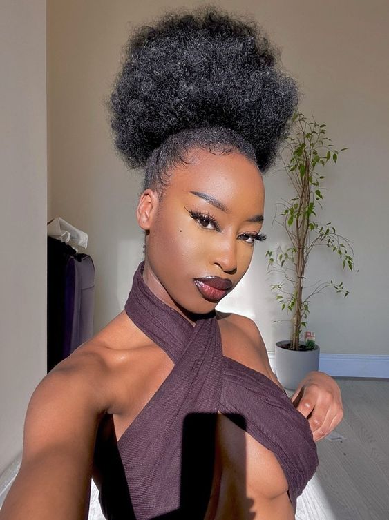 penteados cabelo crespo para festas e eventos