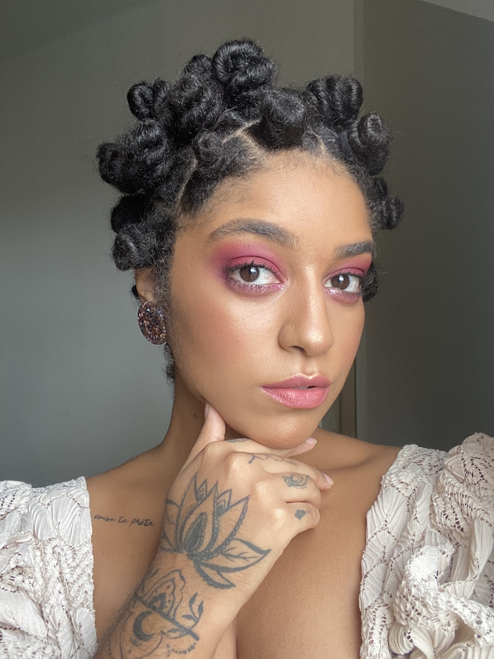 penteados cabelo crespo baratos e faceis de fazer