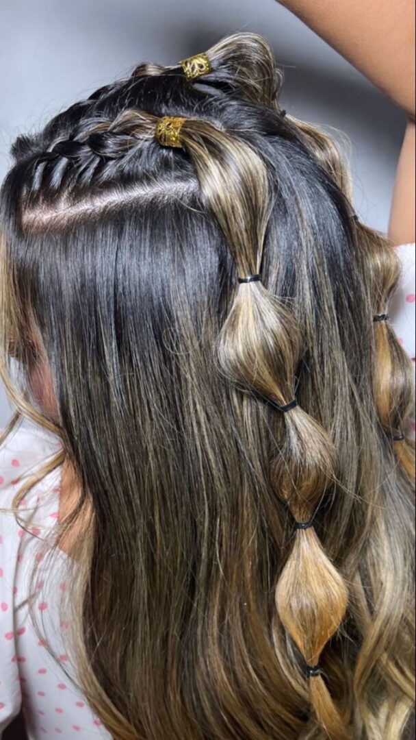 erros comuns ao fazer penteado de festa junina e como evitá-los