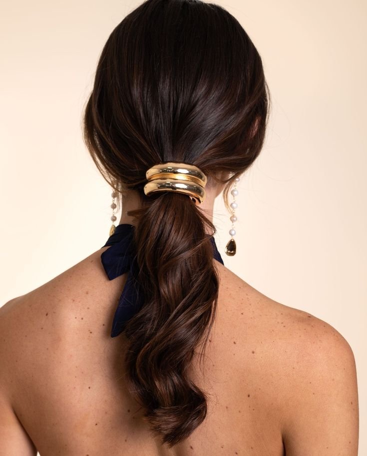 Produtos Essenciais para Manter Penteados em Cabelos Médios