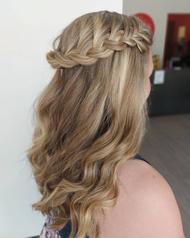 inspiração penteados trança embutida cabelo solto para festas