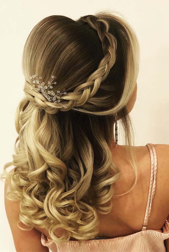 inspiração penteados trança embutida cabelo solto para festas