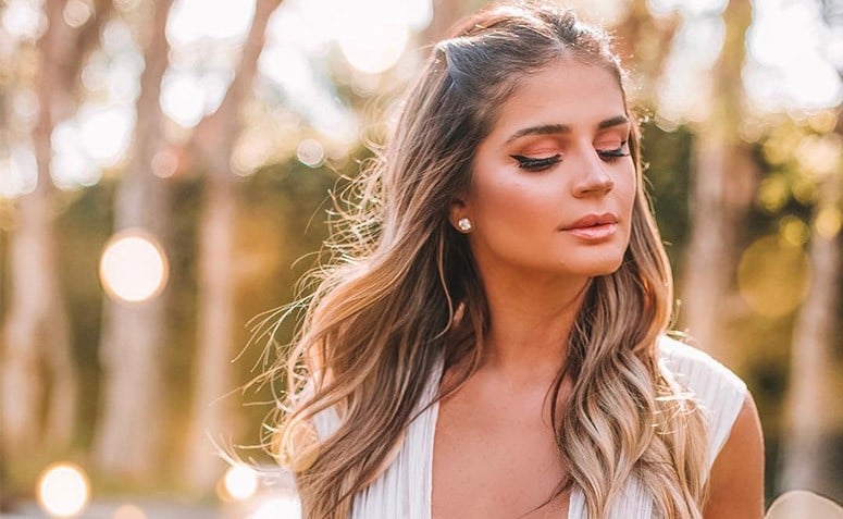 penteados simples cabelo solto para casamento