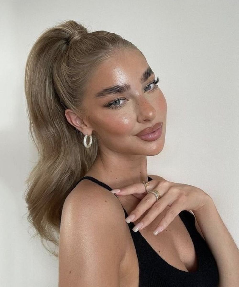 penteados simples cabelo solto com franja