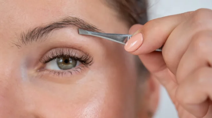 Guia completo: Como escolher a pinça de sobrancelha ideal