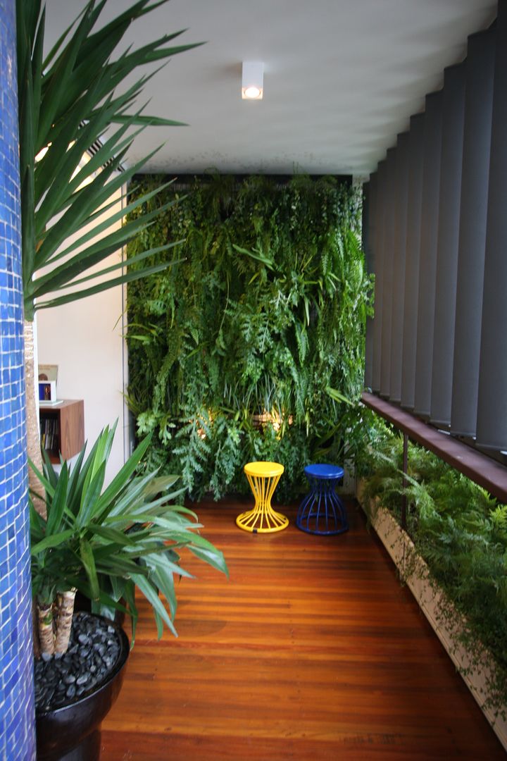 5 Ideias de Plantas Pendentes para Transformar sua Decoração
Como Cuidar de Plantas Pendentes em Casa: Guia Completo
As Melhores Plantas Pendentes para Ambientes com Pouca Luz
Suculentas Pendentes: Beleza e Facilidade para seu Jardim Vertical
Plantas Pendentes com Flores: Toque de Cor e Charme em Cascata