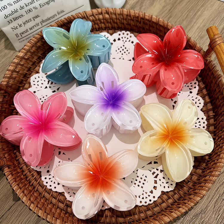 Presilha de flor de tecido