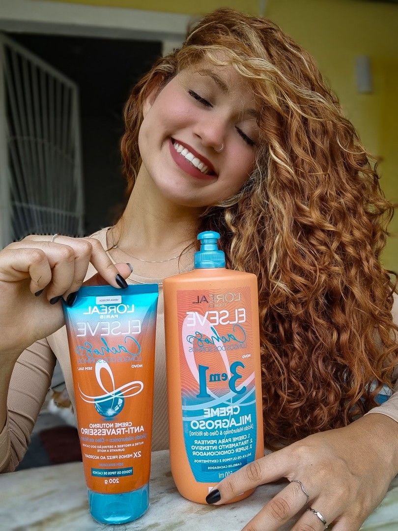 5 ideias de títulos:
1. Como usar protetor térmico capilar para um liso perfeito.
2. Os melhores cremes nutritivos para cabelos secos e danificados.
3. Proteção térmica: o que é e por que é essencial para seus cabelos.
4. Finalizadores capilares: guia completo para escolher o ideal.
5. Cabelos lisos e brilhantes: dicas e produtos para alcançar o resultado.