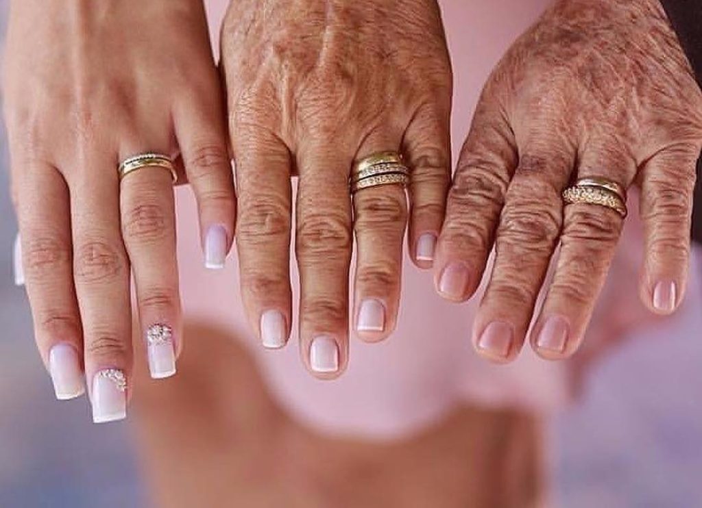 Tendências de moda 2026: o que usar com seu vestido vermelho