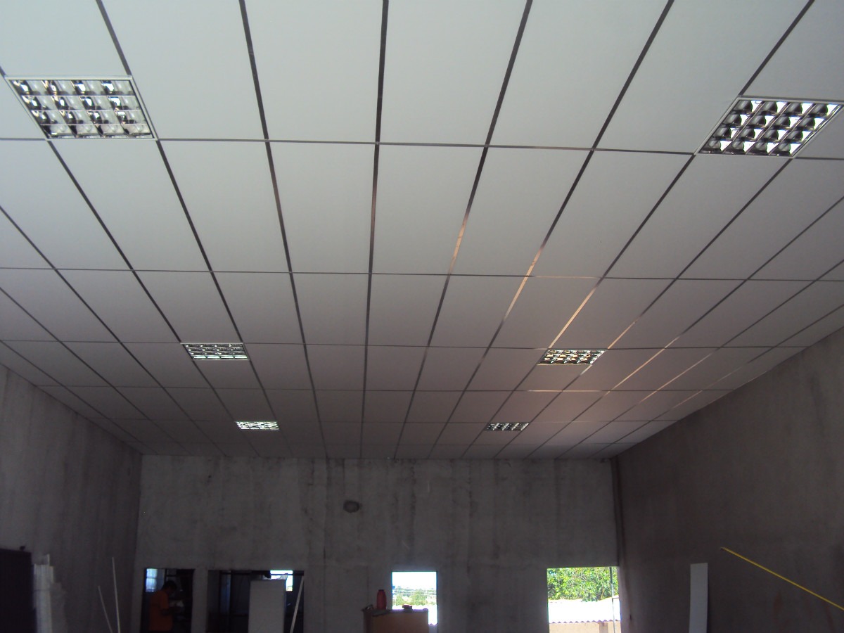 Isopor Antichamas: Mitos e Verdades sobre a Segurança em Rebaixamentos