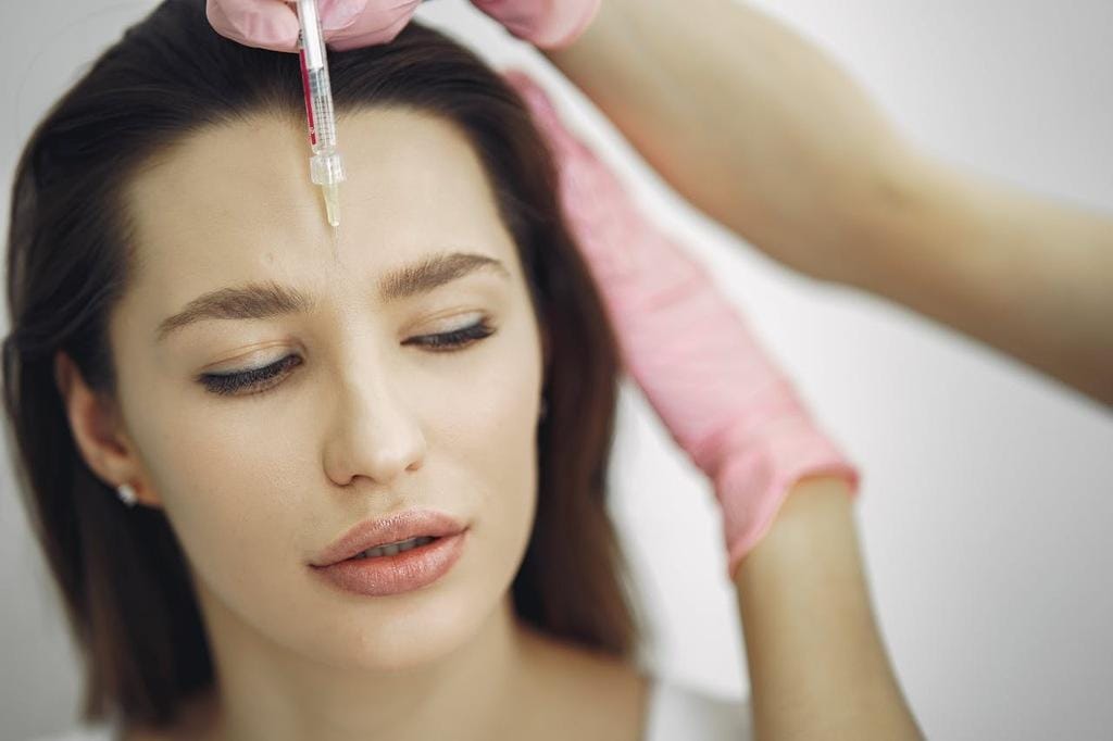 Botox vs. Preenchimento: Qual o Melhor para Suas Rugas?