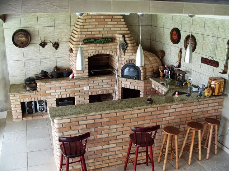 reforma de area de lazer com churrasqueira e forno a lenha