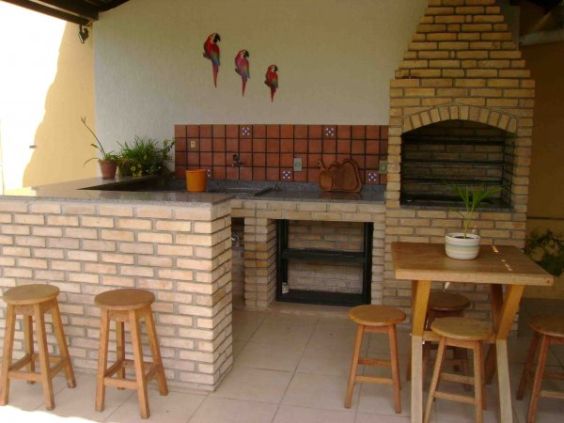 projeto area lazer pequena com churrasqueira e forno iglu