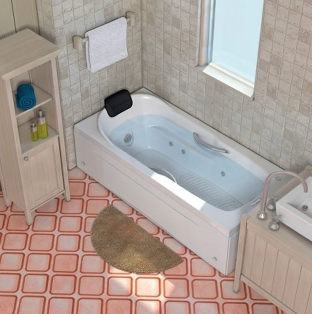 reforma de banheiro com banheira de hidromassagem pequena