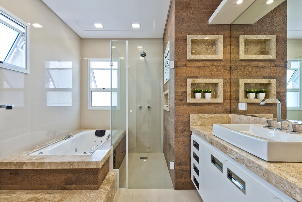 erros comuns ao instalar banheira em banheiro pequeno